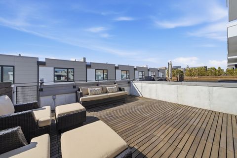 Tiny photo for 437 W Hobbie Street, Chicago, IL 60610 (MLS # 12601840)