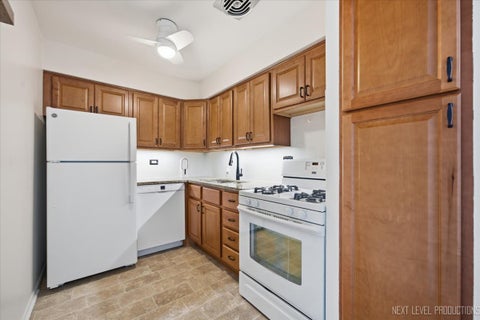 Tiny photo for 5506 LINCOLN Avenue #521, Morton Grove, IL 60053 (MLS # 12790986)