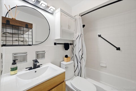 Tiny photo for 5506 LINCOLN Avenue #521, Morton Grove, IL 60053 (MLS # 12790986)