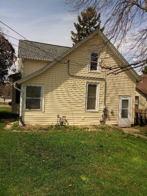 A home in Waukegan