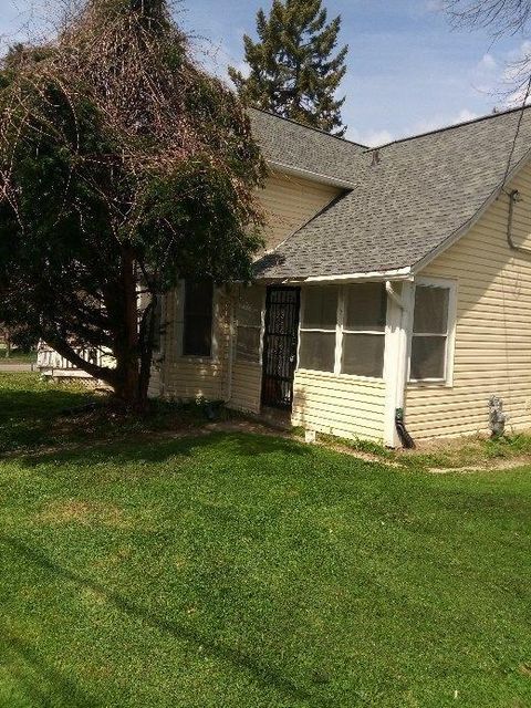 A home in Waukegan