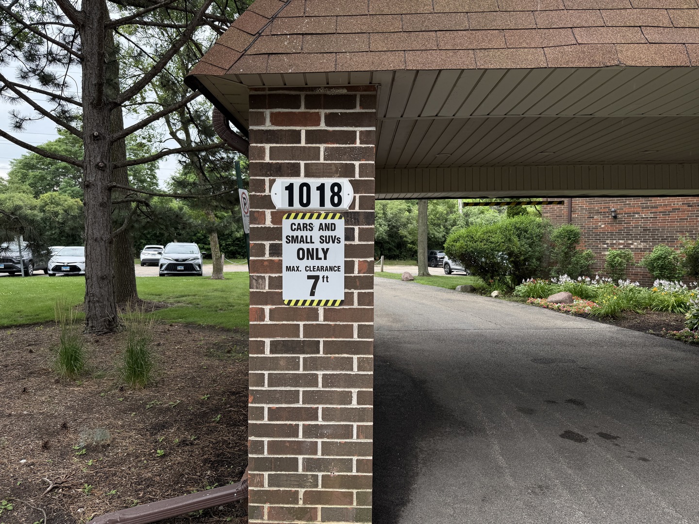 1018 Castilian Court 203
