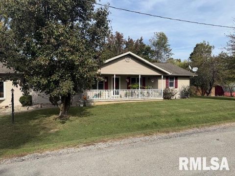 Photo of 401 E CROSS Street, Herrin, IL 62948 (MLS # EB460243)