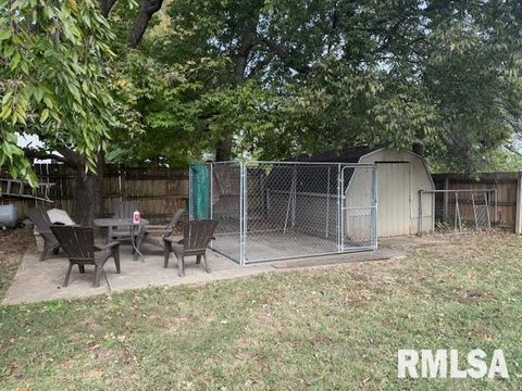 Tiny photo for 401 E CROSS Street, Herrin, IL 62948 (MLS # EB460243)