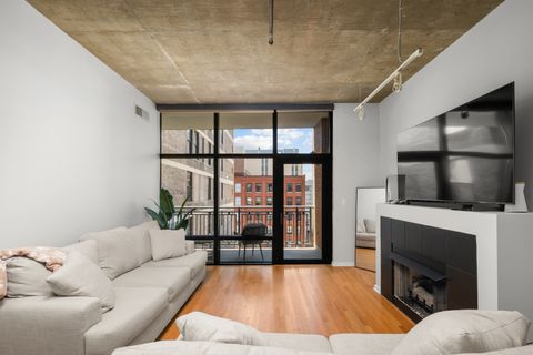 Tiny photo for 520 S State Street #712, Chicago, IL 60605 (MLS # 12459120)