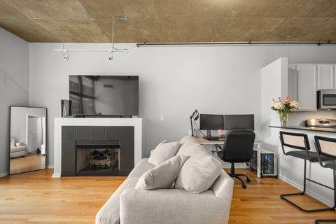 Tiny photo for 520 S State Street #712, Chicago, IL 60605 (MLS # 12459120)