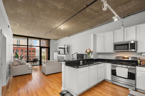 Tiny photo for 520 S State Street #712, Chicago, IL 60605 (MLS # 12459120)