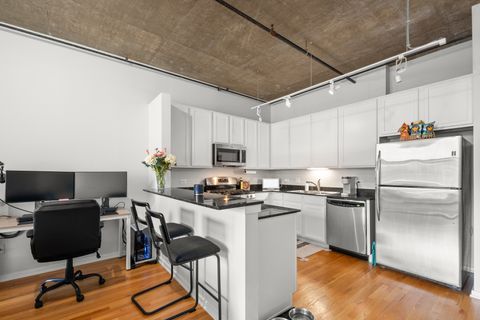 Tiny photo for 520 S State Street #712, Chicago, IL 60605 (MLS # 12459120)