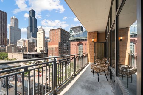 Tiny photo for 520 S State Street #712, Chicago, IL 60605 (MLS # 12459120)
