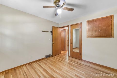 Tiny photo for 515 Crest Drive, Cary, IL 60013 (MLS # 12442201)