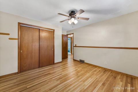 Tiny photo for 515 Crest Drive, Cary, IL 60013 (MLS # 12442201)