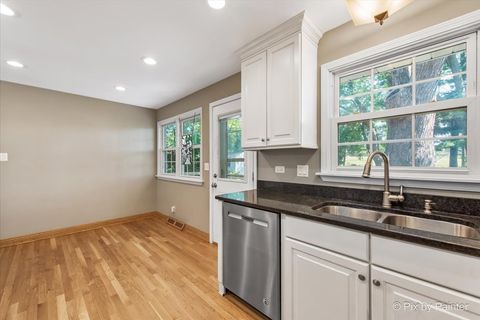Tiny photo for 515 Crest Drive, Cary, IL 60013 (MLS # 12442201)