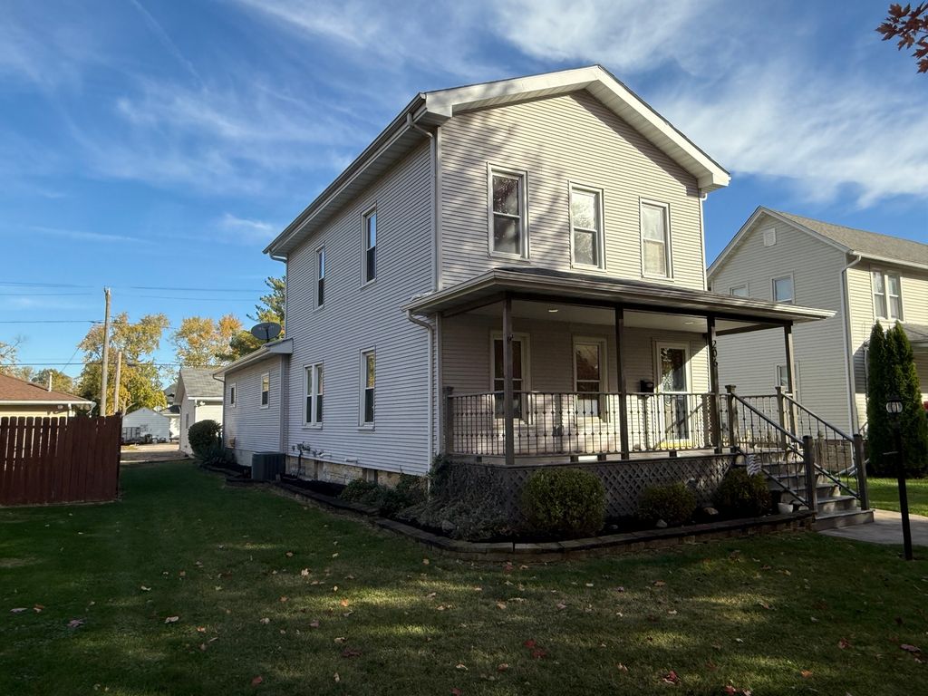 Photo for 206 W Seminole Street, Dwight, IL 60420 (MLS # 12506522)