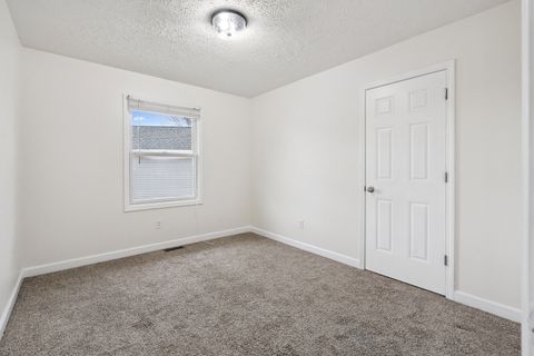 Tiny photo for 409 11th Ave A Court, Silvis, IL 61282 (MLS # 12655366)