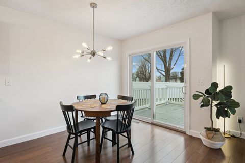 Tiny photo for 409 11th Ave A Court, Silvis, IL 61282 (MLS # 12655366)