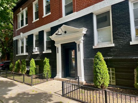 5321 N Damen Avenue 2 Chicago IL 60625