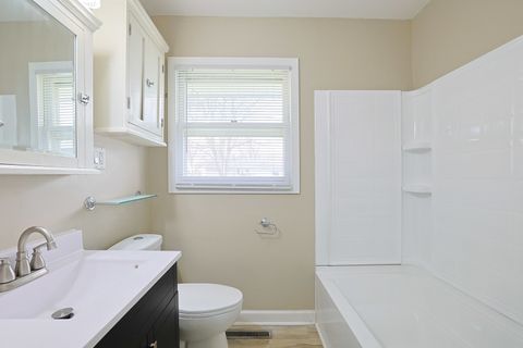 Tiny photo for 107 Georgine Street, Crystal Lake, IL 60014 (MLS # 12611555)