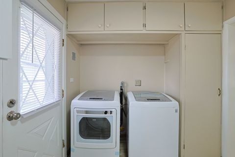 Tiny photo for 107 Georgine Street, Crystal Lake, IL 60014 (MLS # 12611555)