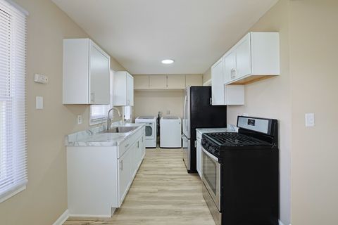 Tiny photo for 107 Georgine Street, Crystal Lake, IL 60014 (MLS # 12611555)