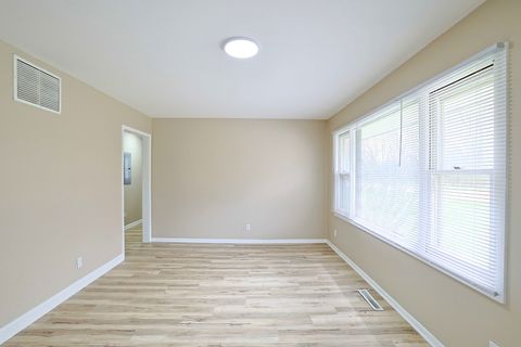 Tiny photo for 107 Georgine Street, Crystal Lake, IL 60014 (MLS # 12611555)