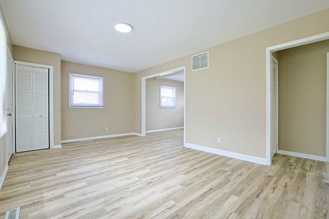 Tiny photo for 107 Georgine Street, Crystal Lake, IL 60014 (MLS # 12611555)