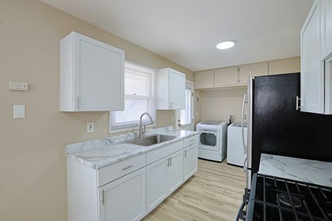 Tiny photo for 107 Georgine Street, Crystal Lake, IL 60014 (MLS # 12611555)