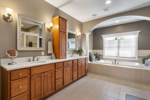 Tiny photo for 6412 Forest Road, Davenport, IA 52807 (MLS # 12706867)