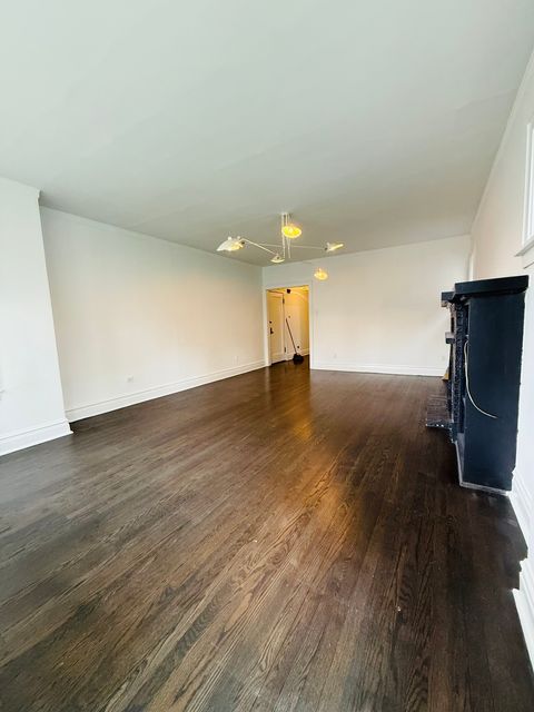 Tiny photo for 431 S East Avenue #1N, Oak Park, IL 60302 (MLS # 12636525)