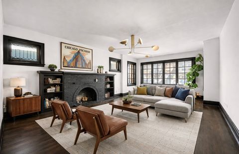 Tiny photo for 431 S East Avenue #1N, Oak Park, IL 60302 (MLS # 12636525)