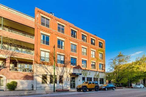 2525 N Sheffield Avenue 2E Chicago IL 60614