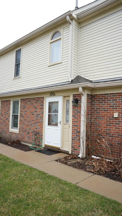Photo of 170 Inverness Court #2, Elk Grove Village, IL 60007 (MLS # 12596017)
