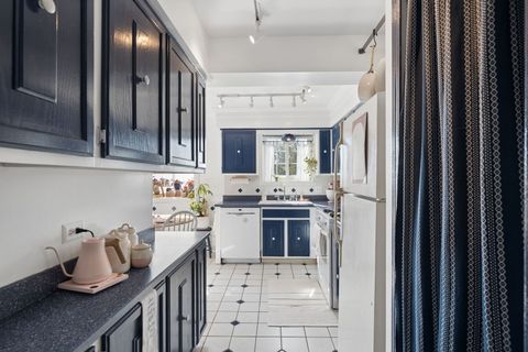 Tiny photo for 462 S President Street #302, Carol Stream, IL 60188 (MLS # 12596269)