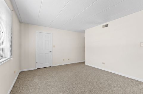 Tiny photo for 18302 Robin Lane #D1, Homewood, IL 60430 (MLS # 12510297)