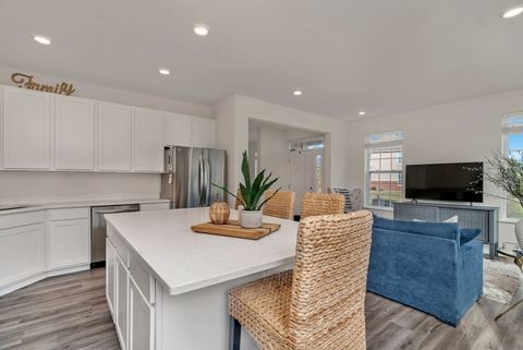 Tiny photo for 2108 Pembridge Lane, Joliet, IL 60431 (MLS # 12531367)