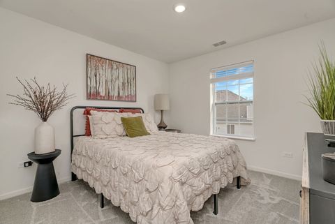 Tiny photo for 2108 Pembridge Lane, Joliet, IL 60431 (MLS # 12531367)