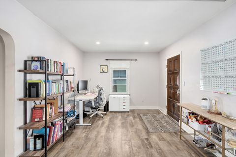 Tiny photo for 309 E Naperville Road, Westmont, IL 60559 (MLS # 12498389)