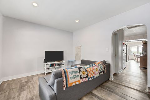 Tiny photo for 309 E Naperville Road, Westmont, IL 60559 (MLS # 12498389)