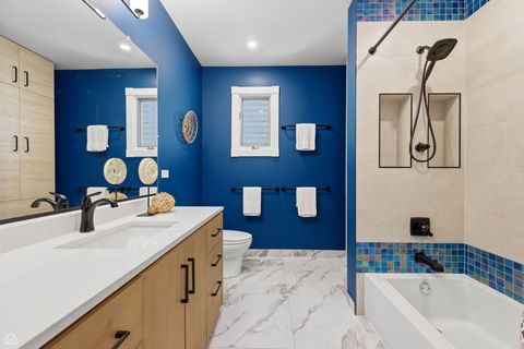 Tiny photo for 4701 S Woodlawn Avenue, Chicago, IL 60615 (MLS # 12598026)