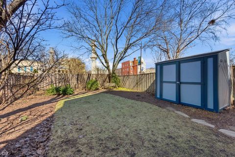 Tiny photo for 4701 S Woodlawn Avenue, Chicago, IL 60615 (MLS # 12598026)