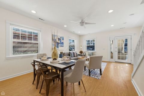 Tiny photo for 4701 S Woodlawn Avenue, Chicago, IL 60615 (MLS # 12598026)