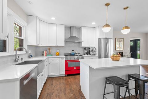 Tiny photo for 6221 Linden Lane, La Grange Highlands, IL 60525 (MLS # 12519039)