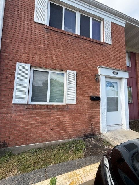 1351 Monomoy Street D Aurora IL 60506