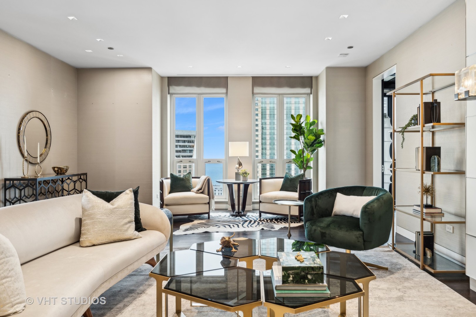 11 E Walton Street 4902