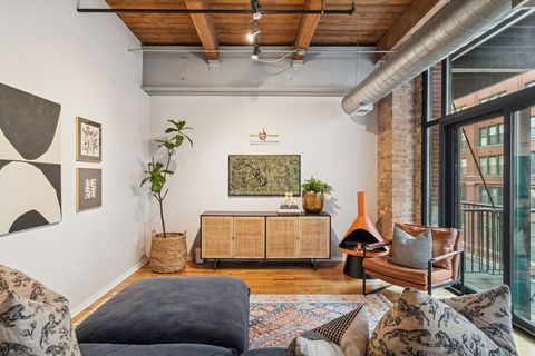 Tiny photo for 420 W Ontario Street #305, Chicago, IL 60654 (MLS # 12568847)