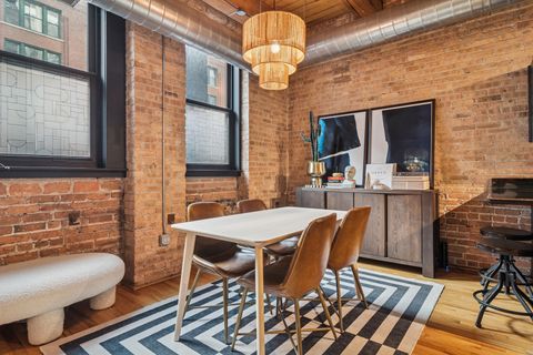 Tiny photo for 420 W Ontario Street #305, Chicago, IL 60654 (MLS # 12568847)