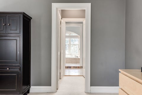 Tiny photo for 1135 N Kenilworth Avenue, Oak Park, IL 60302 (MLS # 12729647)