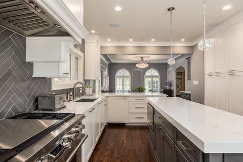 Tiny photo for 1135 N Kenilworth Avenue, Oak Park, IL 60302 (MLS # 12729647)