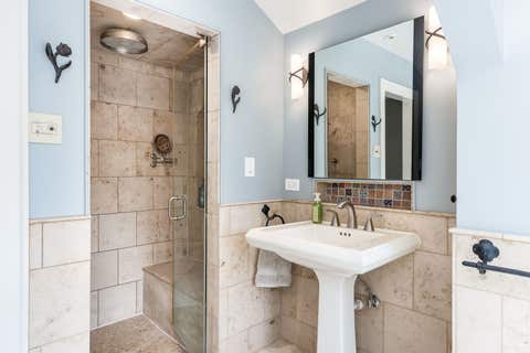 Tiny photo for 1135 N Kenilworth Avenue, Oak Park, IL 60302 (MLS # 12729647)