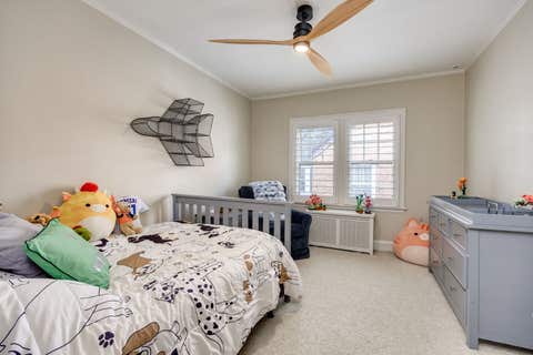 Tiny photo for 1135 N Kenilworth Avenue, Oak Park, IL 60302 (MLS # 12729647)