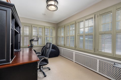 Tiny photo for 1135 N Kenilworth Avenue, Oak Park, IL 60302 (MLS # 12729647)